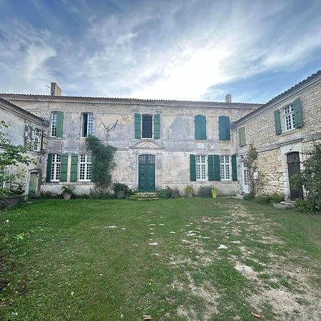 Chambres Et Table D'Hotes Maison Garesche Nieulle-sur-Seudre Exterior photo